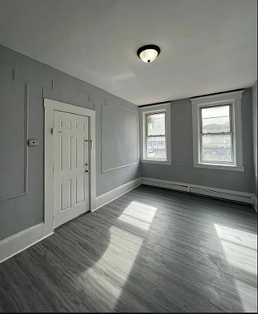 Building Photo 4