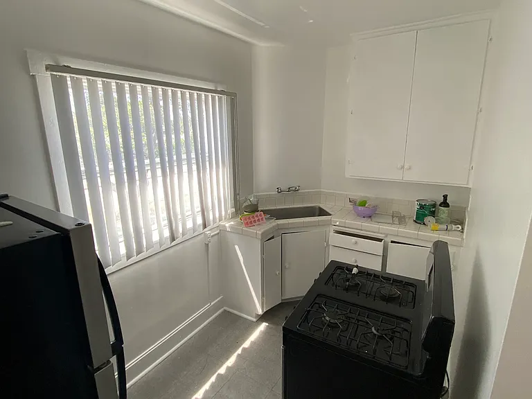 3620 Santa Fe Ave #15 — Photo 10