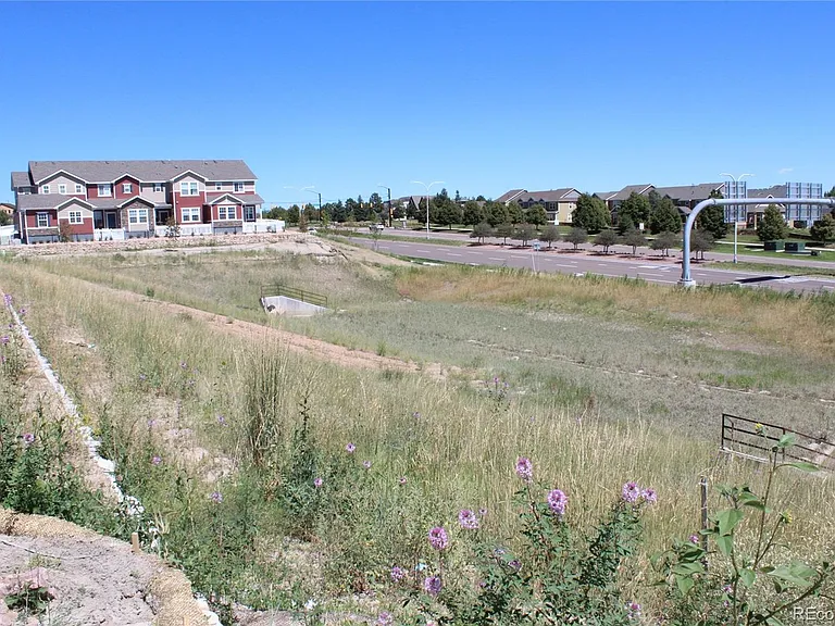 5231 Mountain Vista Hts — Photo 32