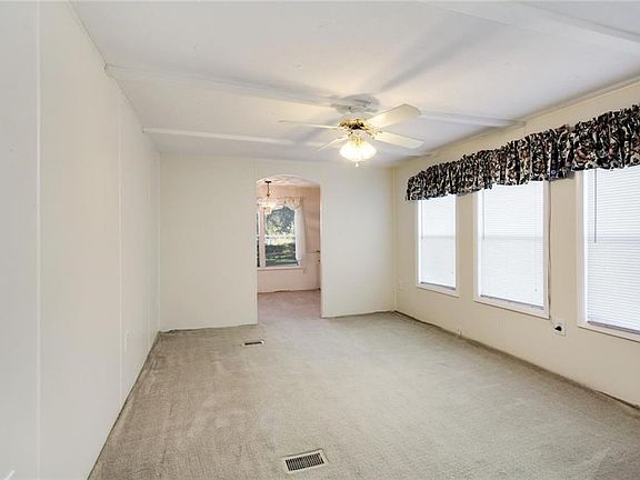 5th image of 1722 N 6th St