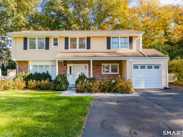91 Rolling Wood Drive, Stamford, CT 06905