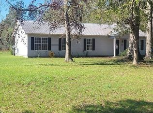 930 Ivy Rd, Douglas, GA 31533