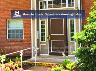 1916 Wilson Ln APT 202, Mc Lean, VA 22102