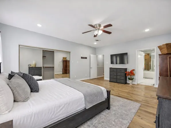 3292 Holly Hall St, Houston, TX 77054