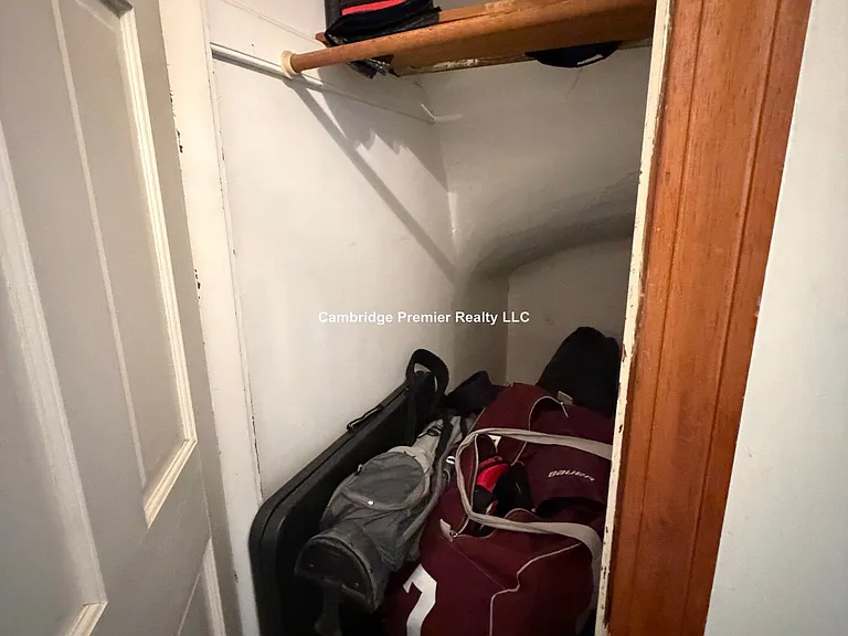 35 Rogers Ave — Photo 43