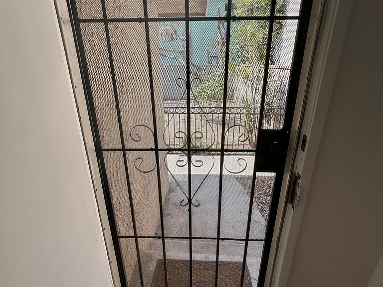 9227 Mallison Ave #1/2 — Photo 15