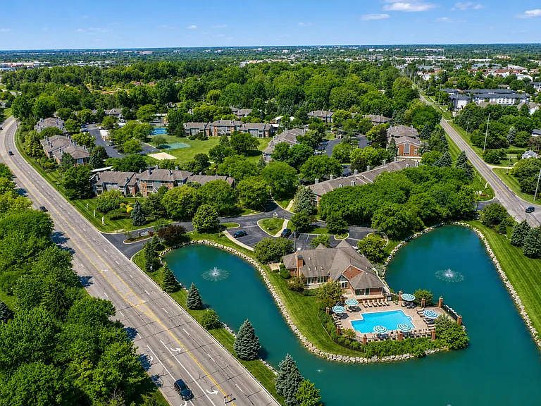 2072 Bentwood Cir #2072-2D — Photo 38