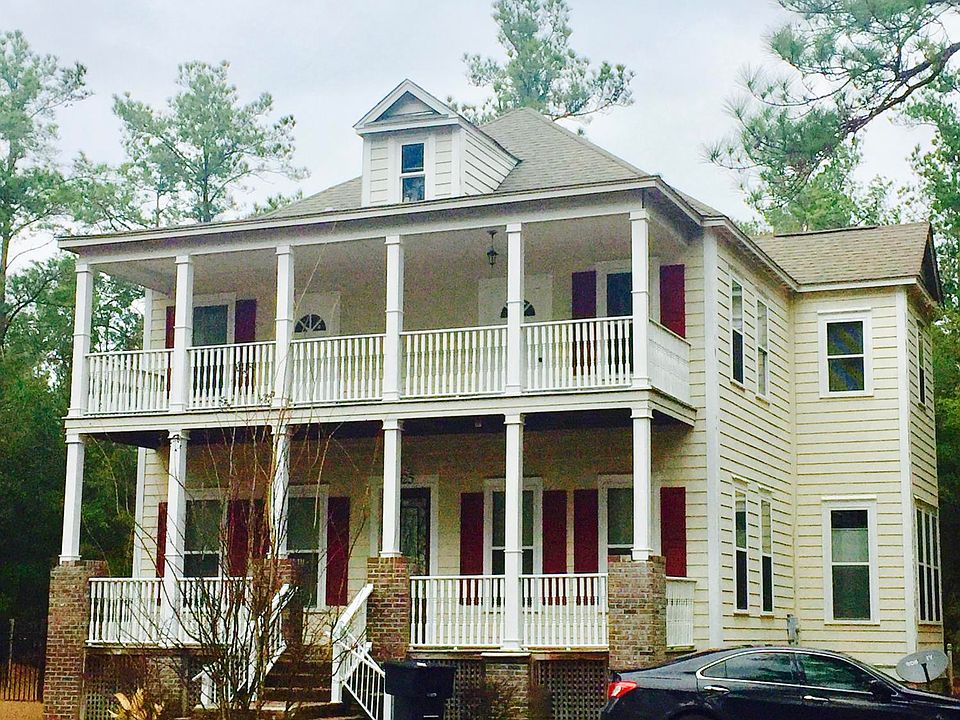 2nd image of 325 Plantation Ln