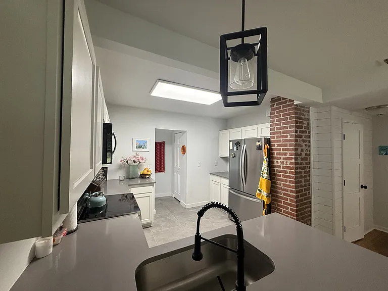 3318 Dellwood Ave — Photo 8