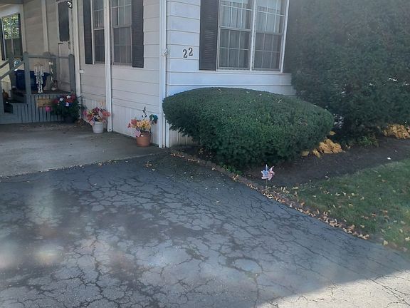 2nd image of 22 Northway