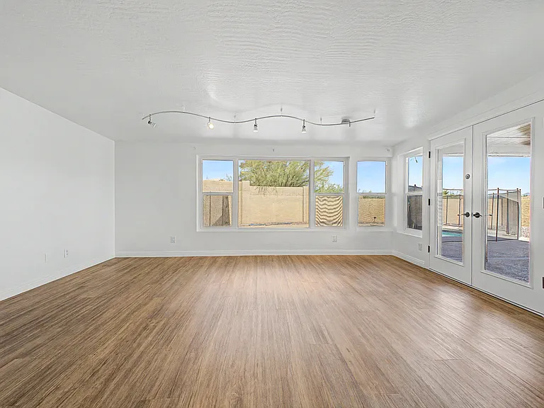 17221 E Lantern Ln — Photo 13