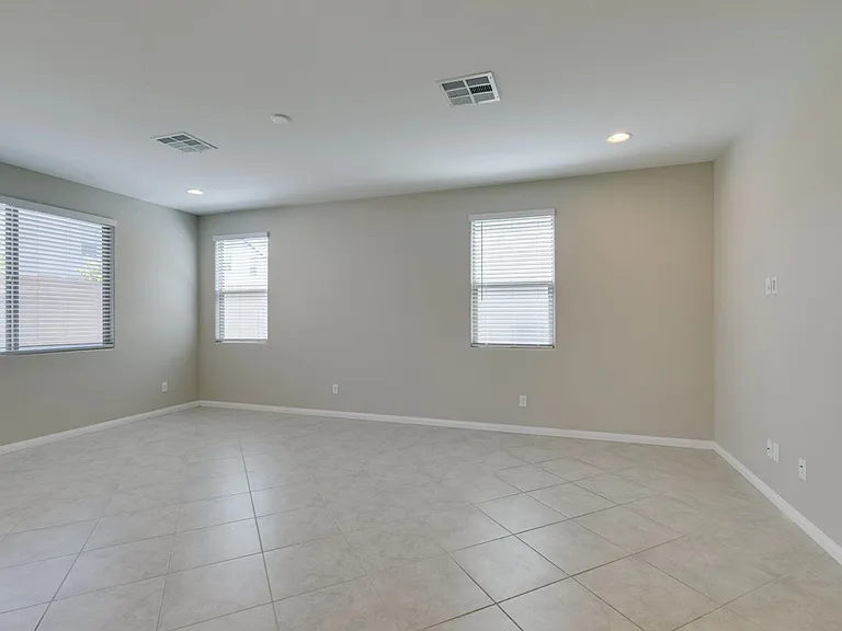 10021 Silver Comet Ct — Photo 4