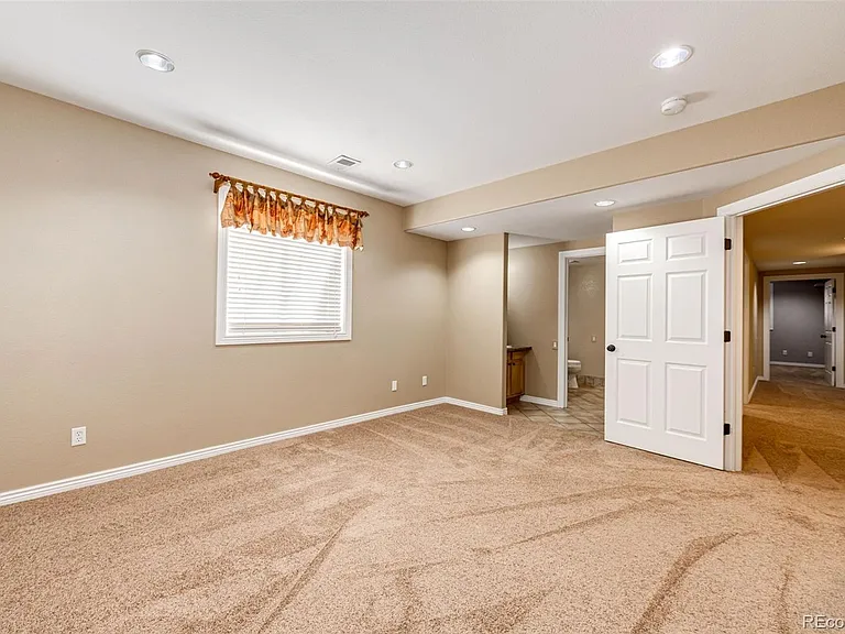 7194 Tenby Way — Photo 31
