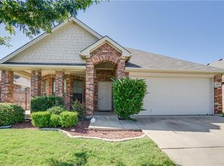 2041 Cattle Creek Rd, Fort Worth, TX 76134