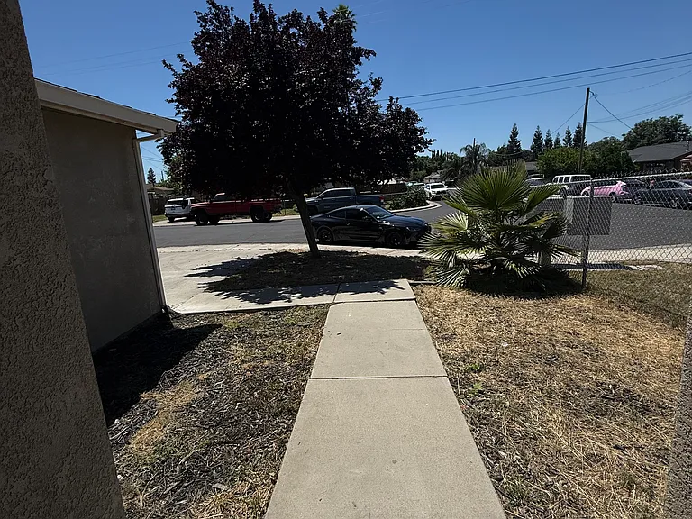 4908 Perez St — Photo 18