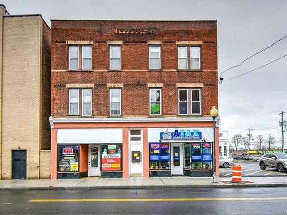 5th image of 117 North St APT 3