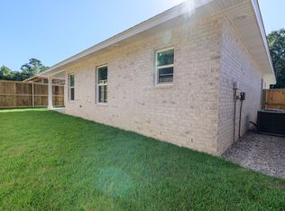 304 Johnson St, Valparaiso, FL 32580