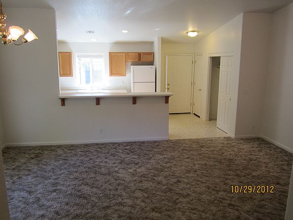 4th image of 150 S Carson Meadow Dr APT B
