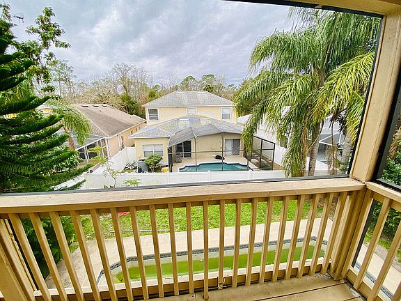 5th image of 609 Prince Ln