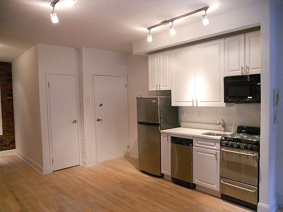 2nd image of 141 W 10th St APT 2