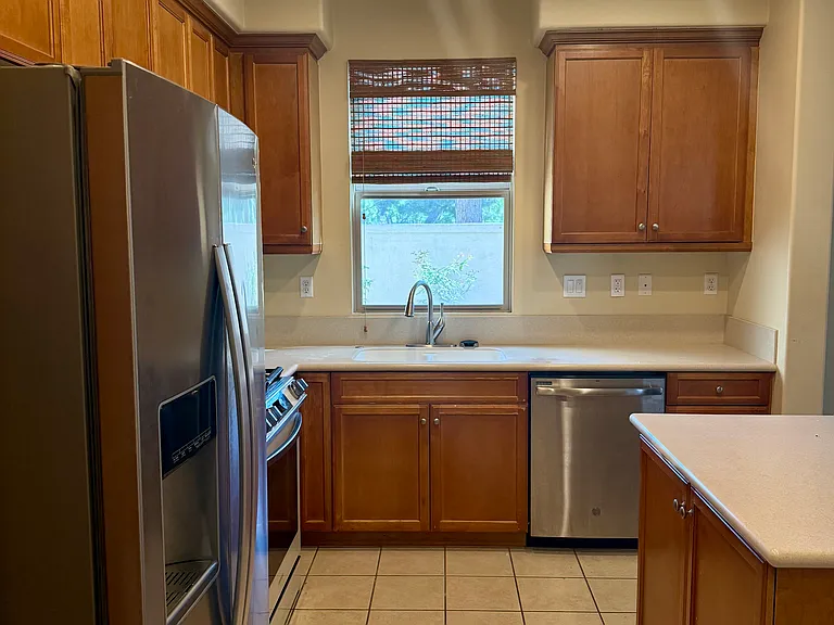 2903 W Edinger Ave — Photo 3
