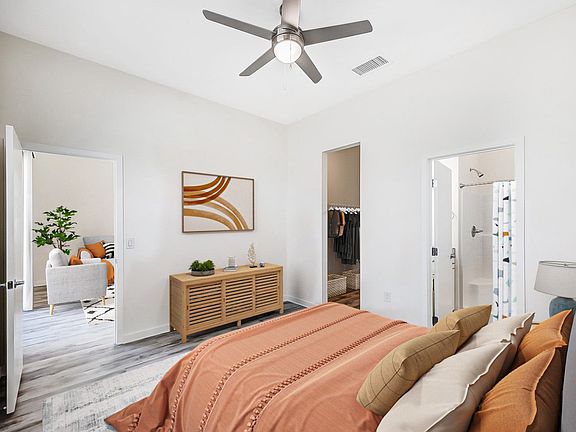 4th image of 5500 N Simmons St #34