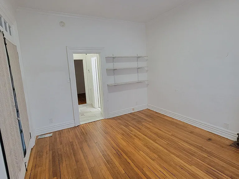 518 Madison Ave #1 — Photo 2