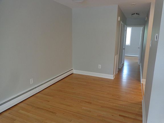 5th image of 5986 Henry Ave APT 1