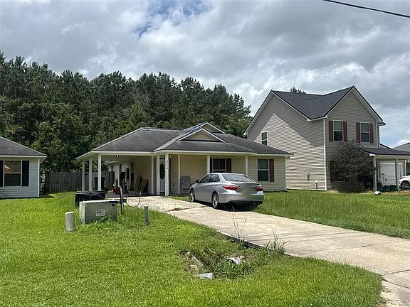 3rd image of 26419 Bobby Gill Rd S