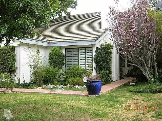 523 N Park Springs Ct — Photo 9