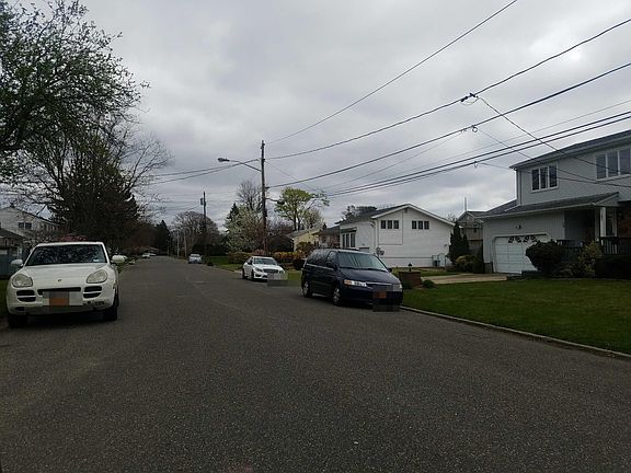 4th image of 317 Glynn St
