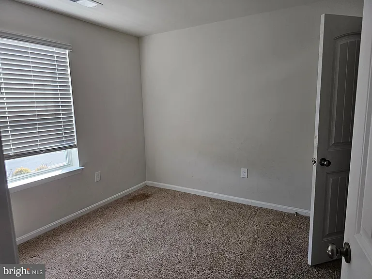 732 Wye Oak Dr — Photo 17