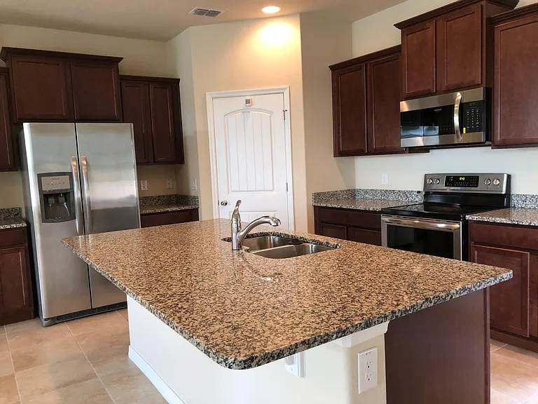 10273 Meadow Brook Dr — Photo 11
