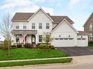 2607 Clemton Park E, Blacklick, OH 43004