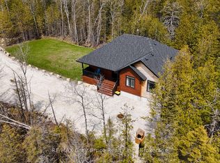 10 Miller Lake Rd, Northern Bruce Peninsula, ON N0H 1Z0