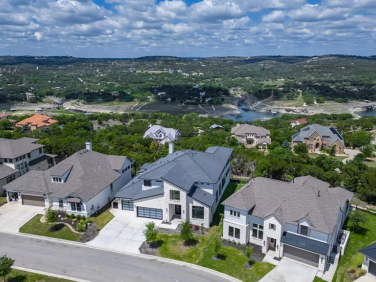 2502 Sunset Vista Cir — Photo 2