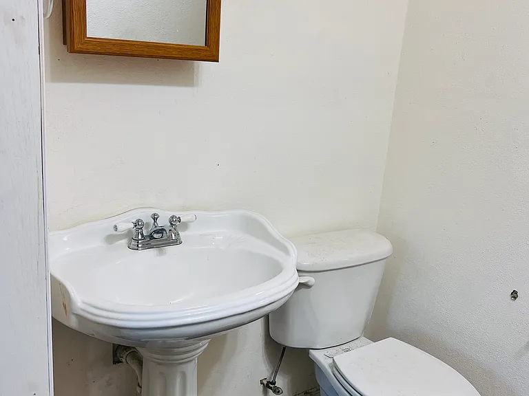 6800 Pearson Ln — Photo 6