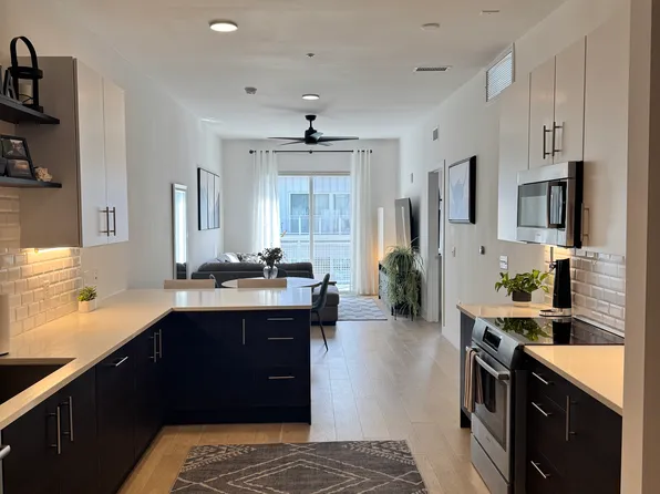 2530 Lawrence St, Denver, CO
