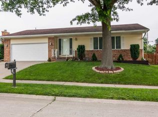 3713 16th Ave, Moline, IL 61265