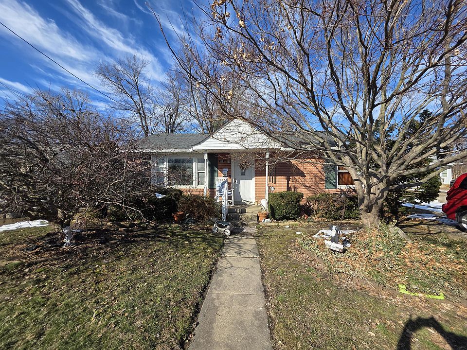 1st image of 110 Windhorst Ct