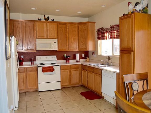 5th image of 15132 E 119th Ave