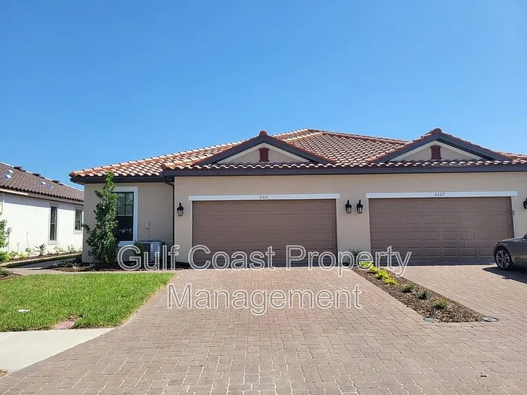 5331 Rushmere Ct — Photo 1