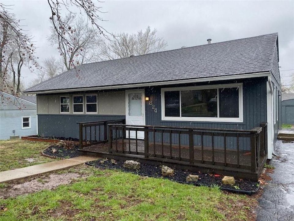 1st image of 824 N 80th Pl