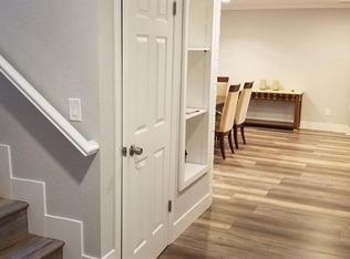 6980 Riverside Blvd, Sacramento, CA 95831