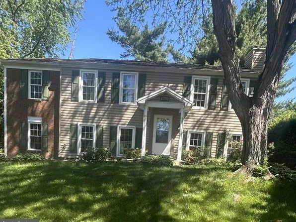 3612 Kent Dr, Mechanicsburg, PA 17050