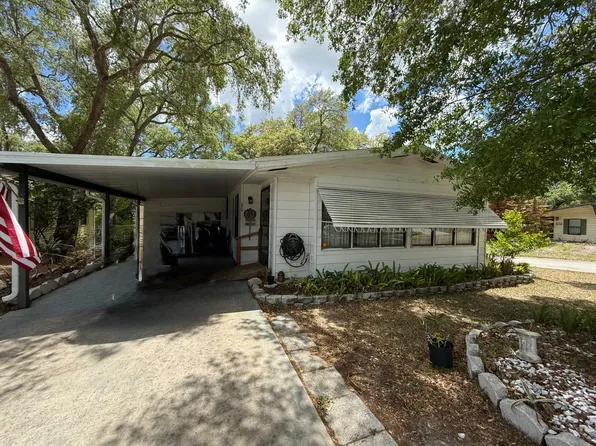 624 Orange Tree Dr, Orange City, FL 32763
