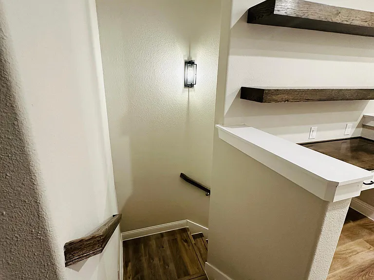4104 Avion Dr — Photo 10