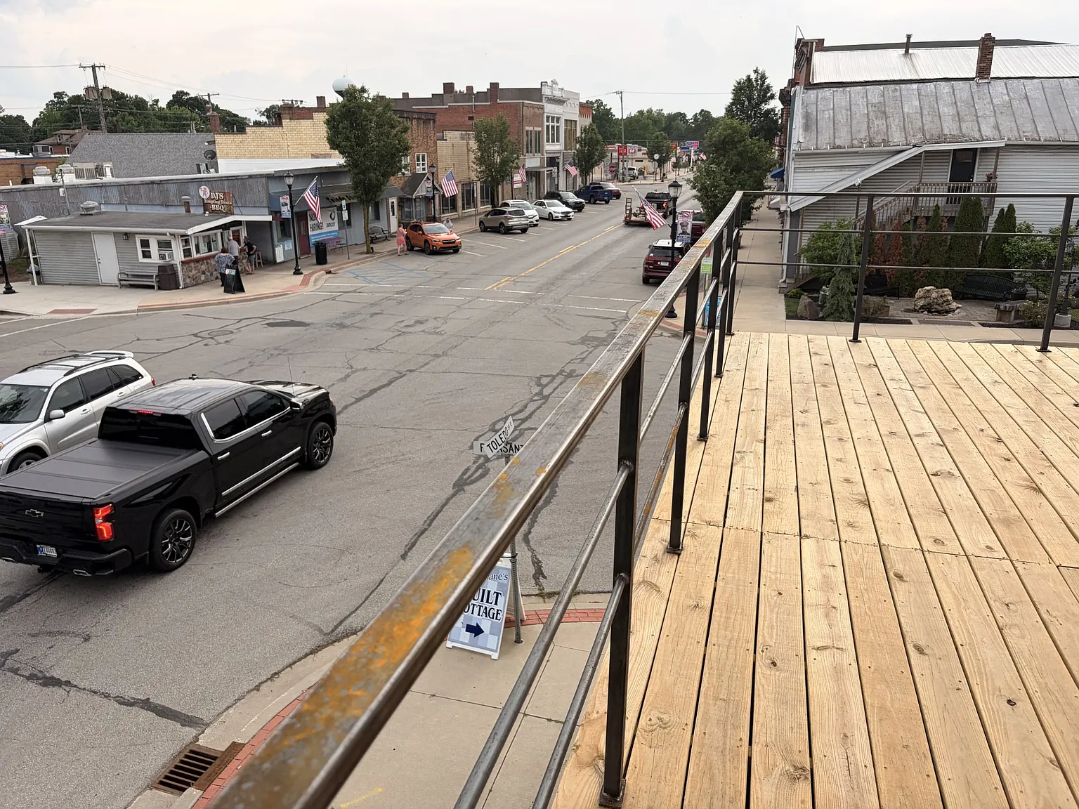 2 bed, $1,400 — Photo 4