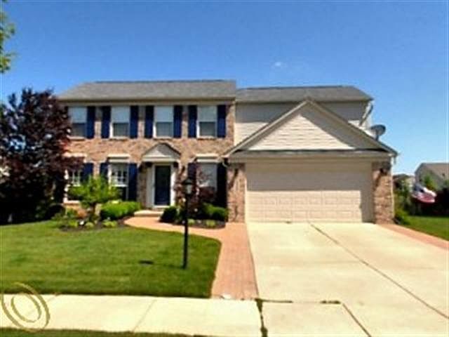 1st image of 44888 Greenbriar Dr