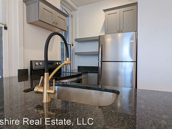 4th image of 801 Church St #2